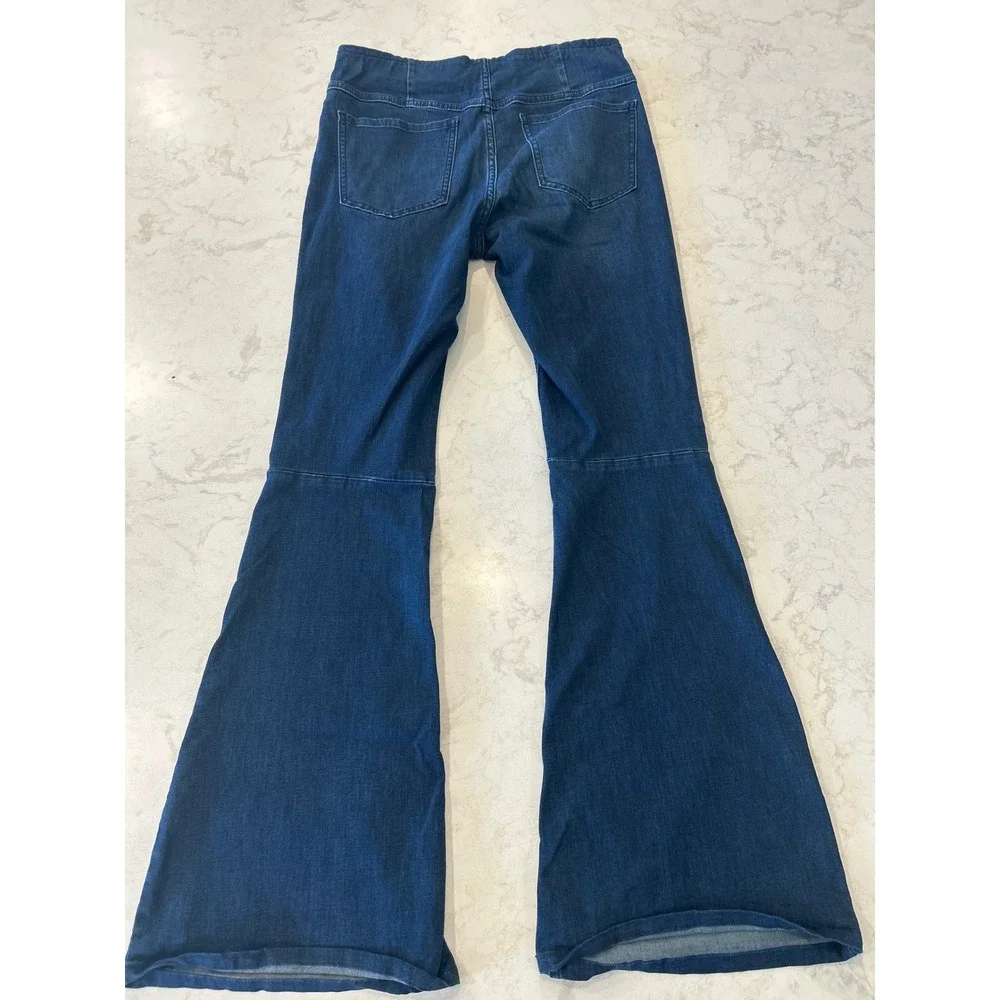 Free People Penny Pull On Stretch Flare Jeans Blue Denim High Rise 31R OB408139